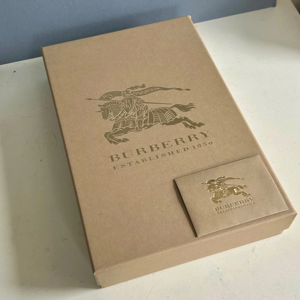 Burberry Tan Sturdy Thick Gift Box Envelope Set Gold Embossed Equestrian Knight